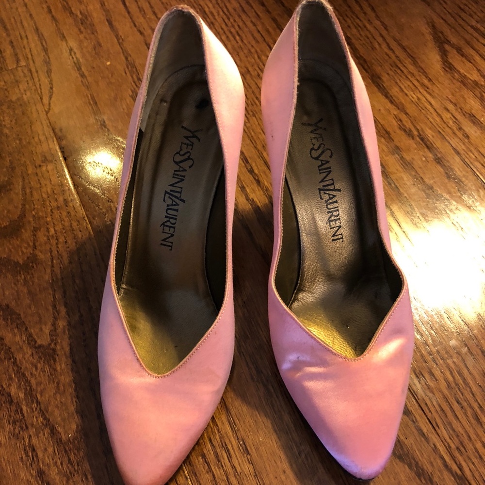 Yves Saint Laurent Vintage Pink Sz 6